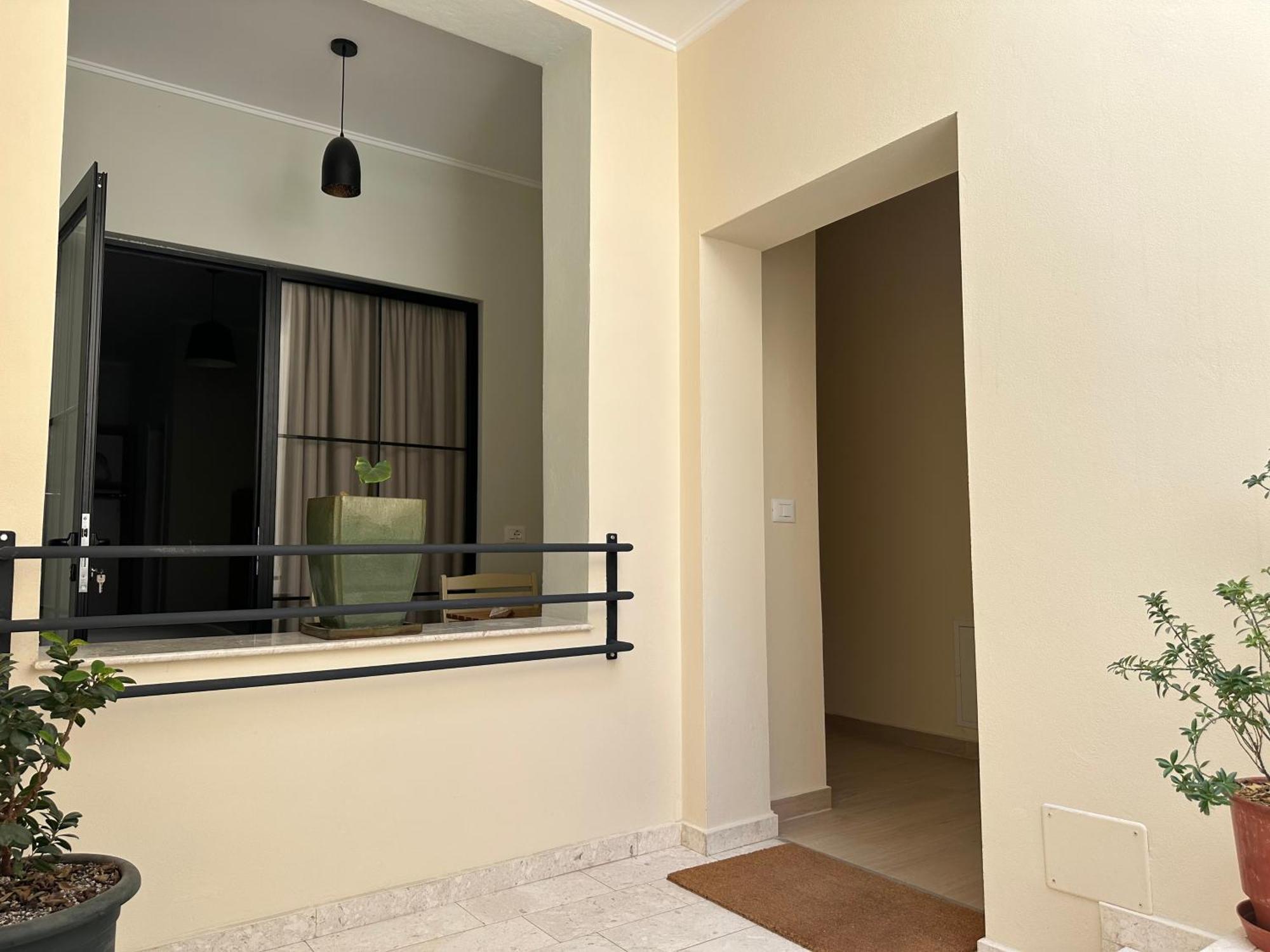 Central Comfort Suites Tirana Zewnętrze zdjęcie